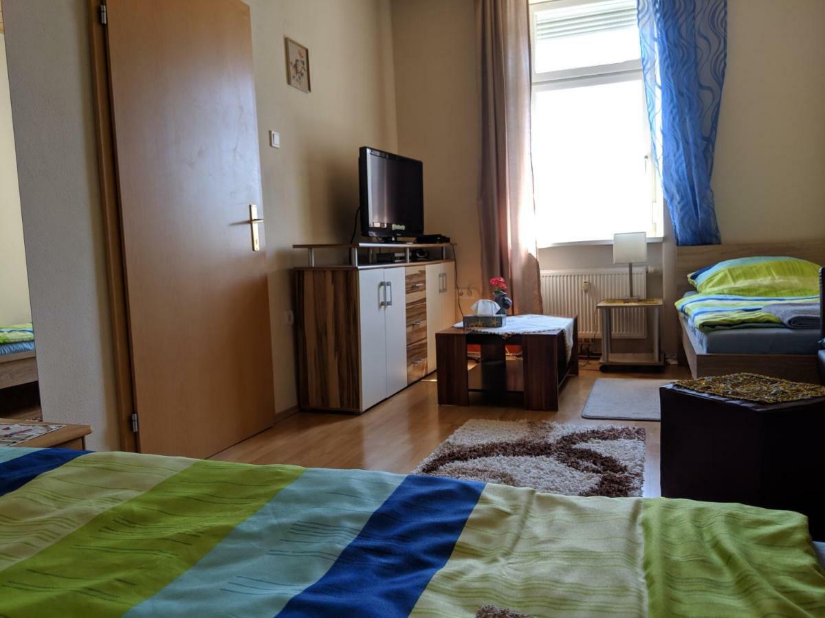 Abdalla Apartments Knittelfeld Kültér fotó